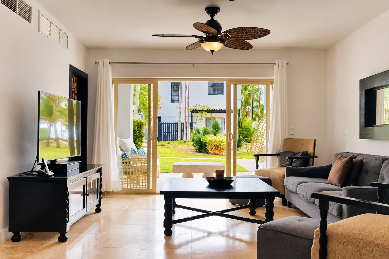 Example of a one-bedroom garden living area at Las Terrazas